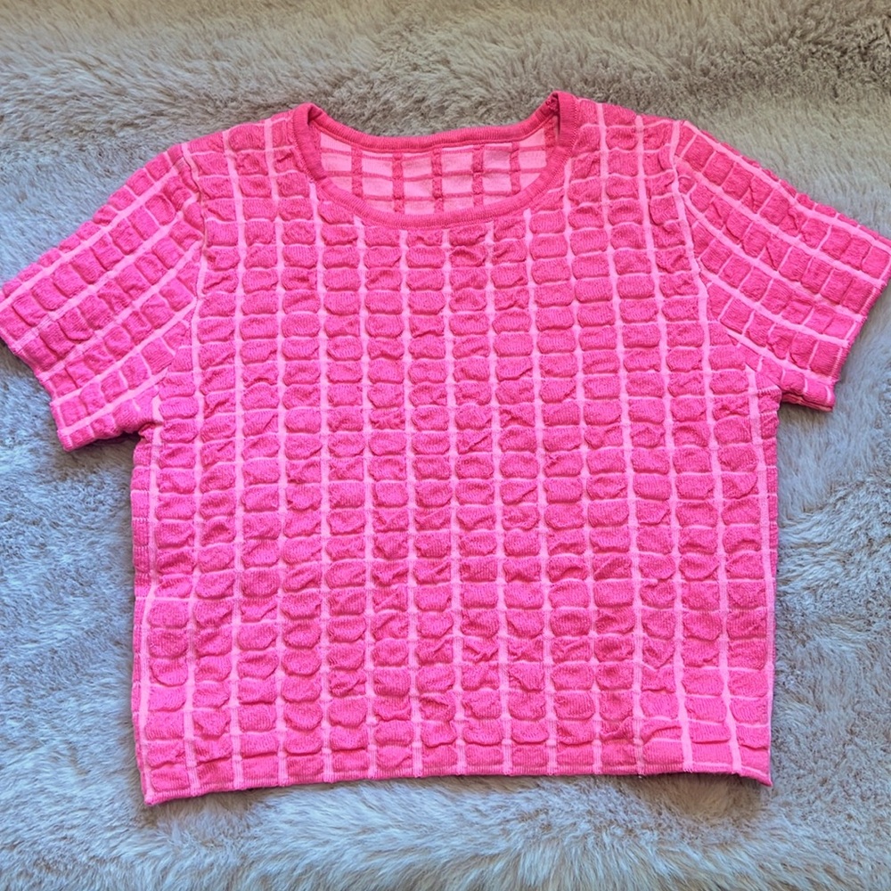 Very cute crop top size small Barbie pink